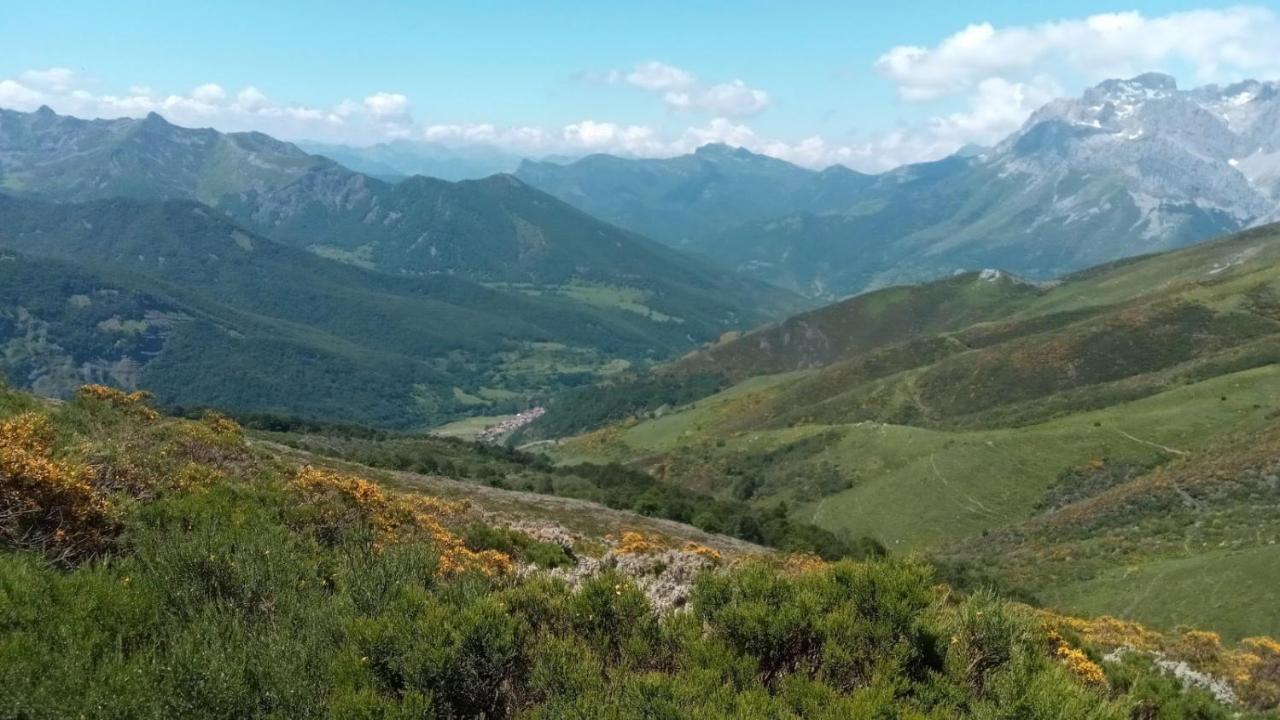 Casa Rural Buron بوسادا دي فالديون المظهر الخارجي الصورة